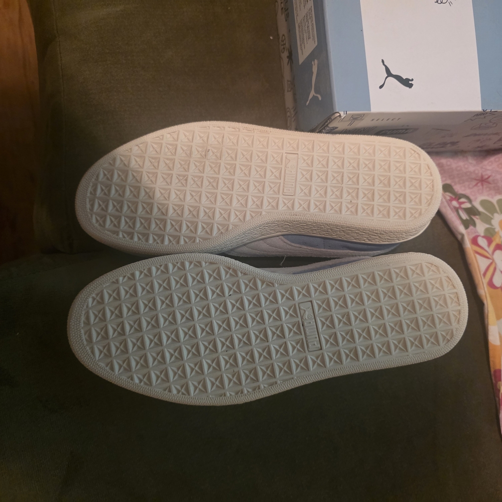 PUMA Blue Sneakers Sz 7 - Picture 3 of 3